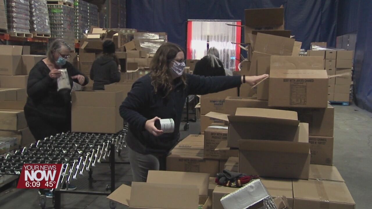 Girl Scouts of Western Ohio Staff volunteer at West Ohio Food Bank